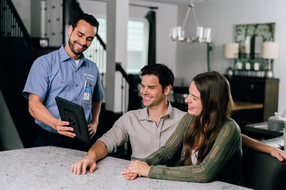 Featured image for “Angi Super Service Award Presented to Mr. Electric of St. Louis”